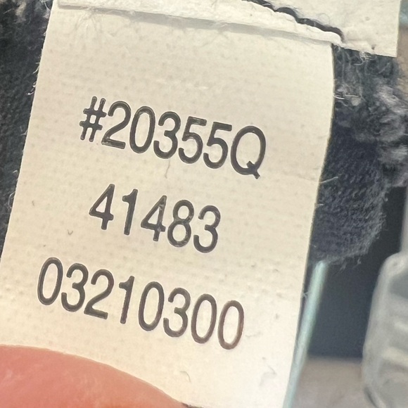 SPANX Ankle Straight Leg Jeans Black - Picture 8 of 8